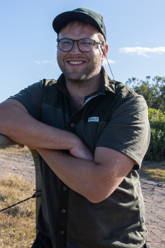 2 tone short sleeve walt Shirt